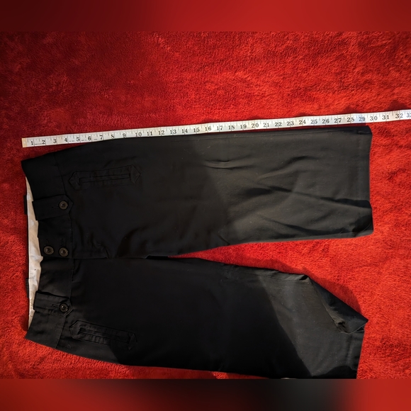 Mossimo Cropped Pants, Black- Size 6 - Picture 4 of 7